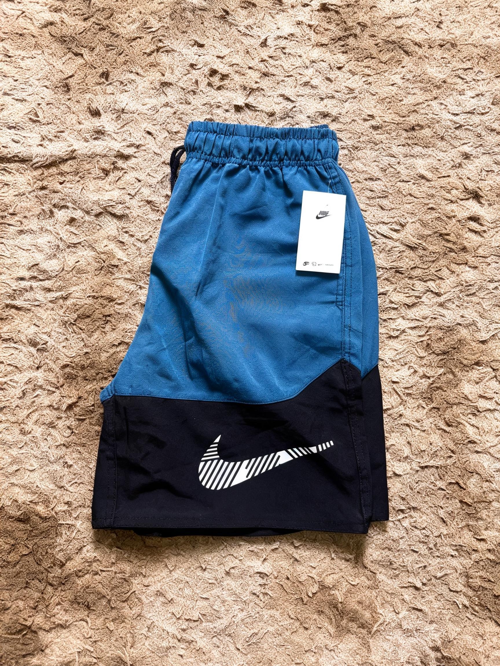 short tactel nike